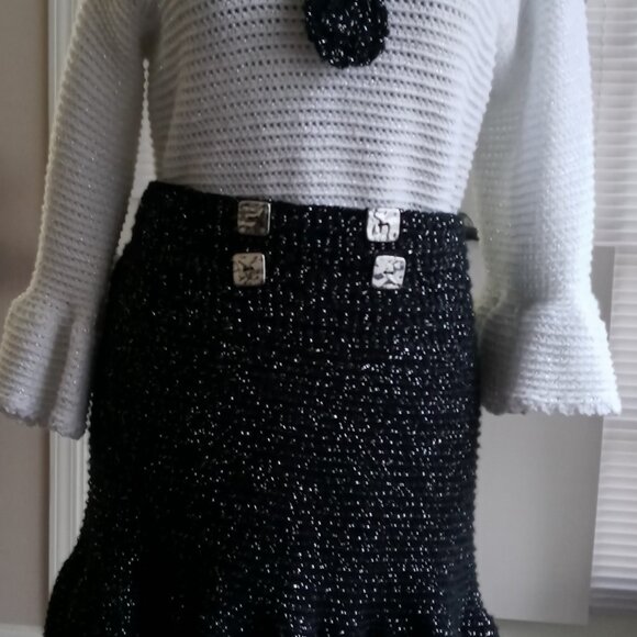 SKIRT SUIT with NECK TIE (X-LGE) - Picture 4 of 5